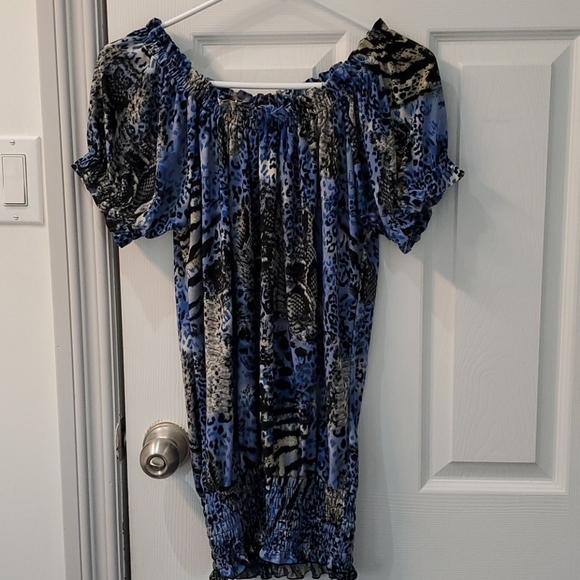 Top - Picture 1 of 5